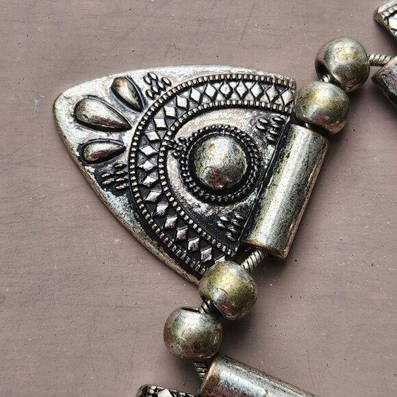 Bold Tribal Statement Necklace – Antique Silver Tone - Picture 9 of 11